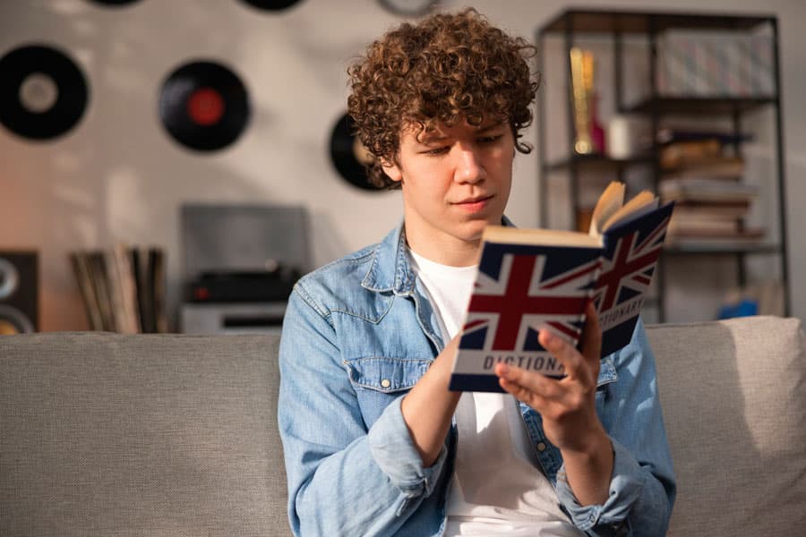 ¿Tienes dudas sobre nuestros cursos de inglés para jóvenes en Vigo?